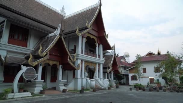 Świątynia Wat Chiang Man Chiang Mai Tajlandia — Wideo stockowe