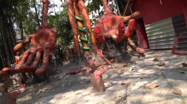 Wat Kaet Noi, Wat Si Don Chai Pa Tung Ngam veya Cennet ve Cehennem Tapınağı, Chiang Mai, Tayland
