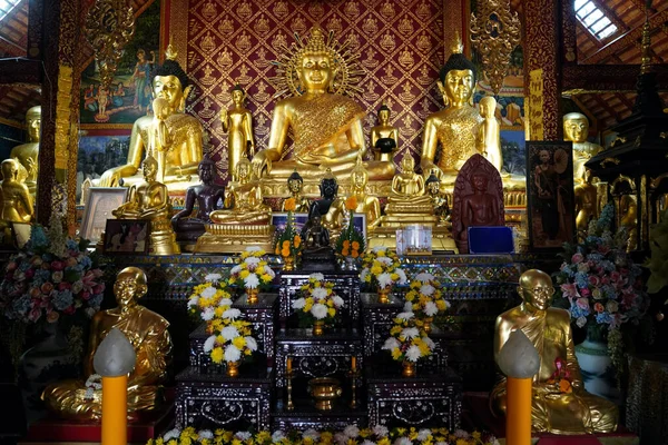ワット ムアン寺院 チェンライ タイワット ムアン寺院 チェンライ — ストック写真