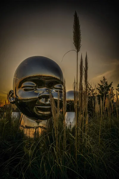 Spiegelskulptur Installation Inner Child Galitskogo Park Krasnodar — Stockfoto