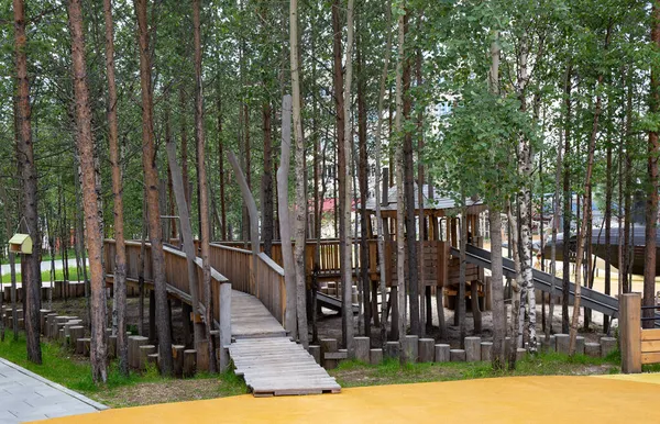 Původní Dřevěné Stavby Centrálním Parku Města Noyabrsk — Stock fotografie