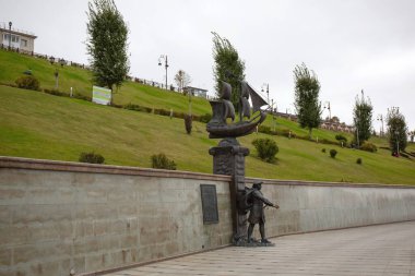 Tyumen Nehir Tur seti üzerinde güzel bronz levrek rahatlığı