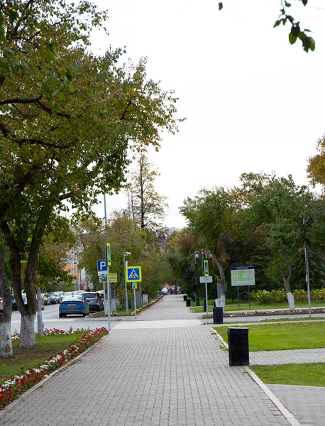 Een Prachtig Pad Het Centrale Plein Van Stad Tyumen — Stockfoto