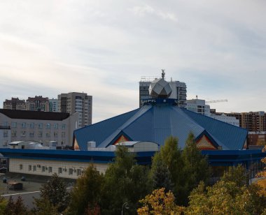 Tyumen 'in Tsvetnoy Bulvarı' ndan şehrin güzel manzarası