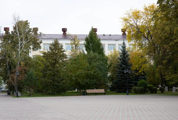 Beautiful Path Central Square City Tyumen — Stockfoto