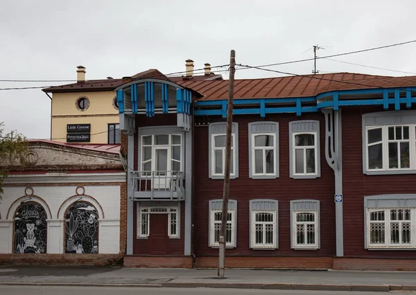 Hermosa Casa Antigua Centro Tyumen — Foto de Stock