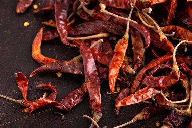 Kuru kırmızı kırmızı biber, yakın çekim.