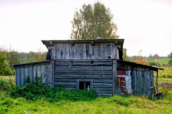 Gammal Ladugårdsbyggnad Trä Landet — Stockfoto