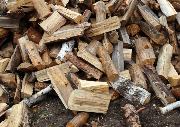 Una Gran Pila Madera Picada Para Calentar Casa Fuente Calor — Foto de Stock