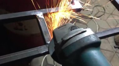 Köşe makinesi, metal işleme yakın çekim