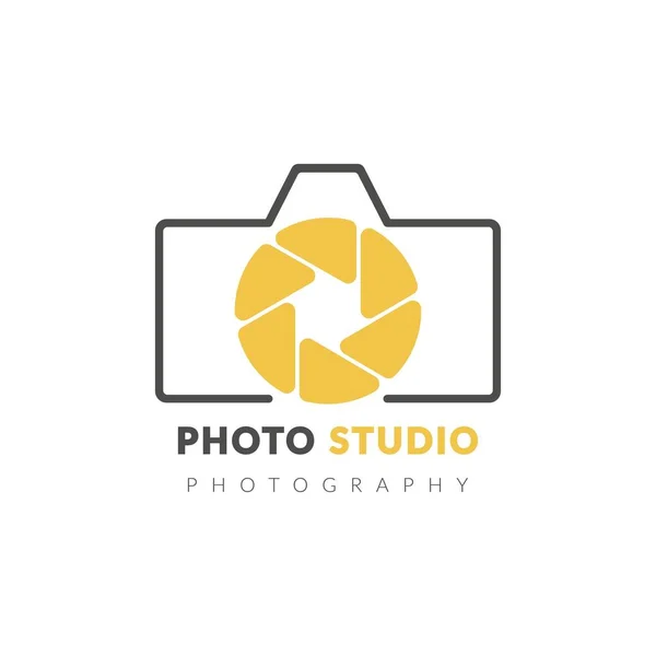 Photo Studio Logo Template Camera Shutter Sign Design Element Vintage — Stock Vector