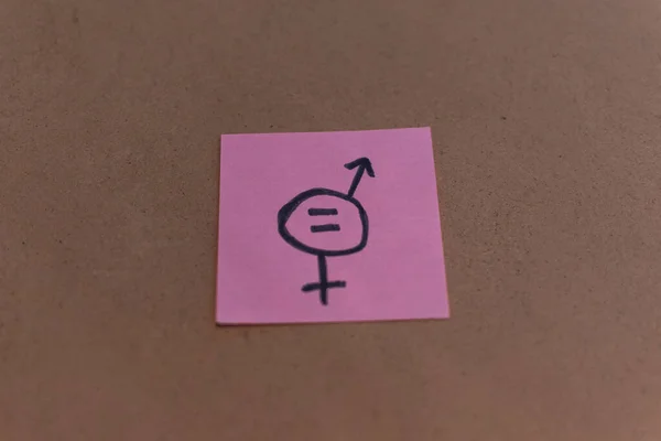 Cartel Feminista Rosa Con Fondo Marrón — Foto de Stock