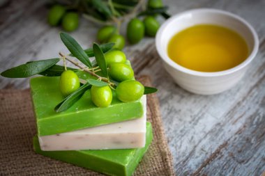 Yeşil zeytin ve zeytin sabunu