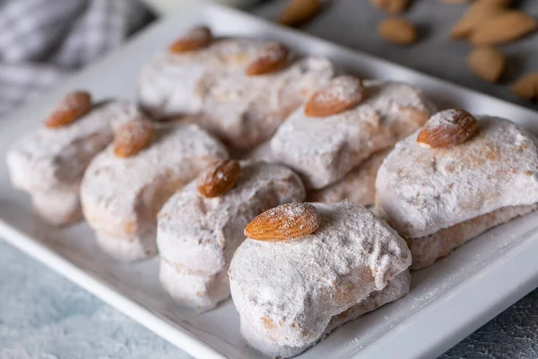 Traditionele Kavala Koekjes Met Amandel — Stockfoto