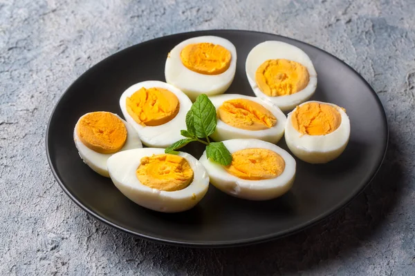 Haşlanmış yumurta, yemek fotoğrafı.