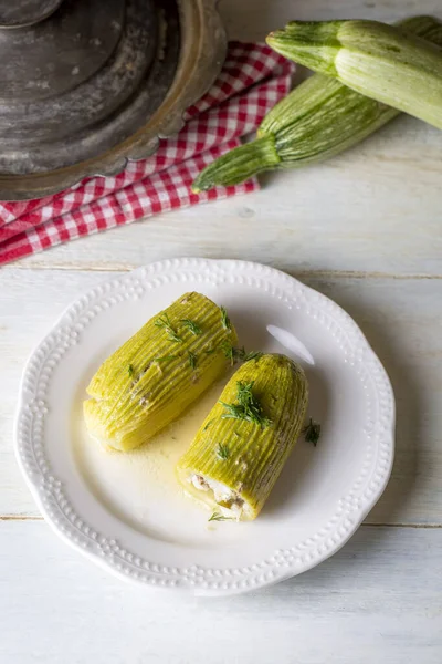 Traditionell Läcker Turkisk Mat Fylld Zucchini Turkiskt Namn Terbiyeli Kabak — Stockfoto