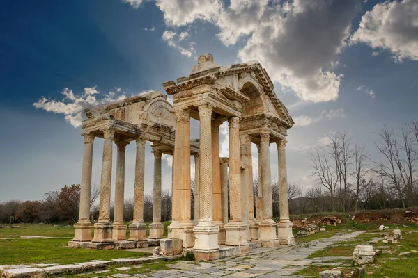 Afrodisias Antik Şehir. (Afrodizyaklar) Tanrıça Afrodit 'e adanmış birçok antik şehrin ortak adı. Afrodizyak denilen şehirlerin en ünlüsü. Karacasu - Aydın, TURKEY
