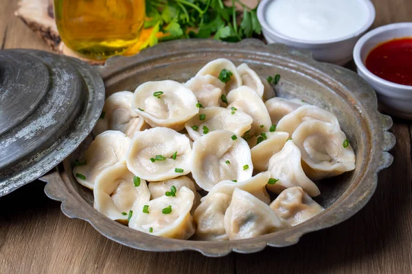 Pelmeni ravioli veya Rus raviolisi.