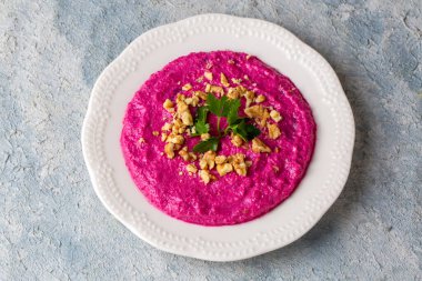 Geleneksel Türk mutfağı; Pancar aperatifi, pembe sultan, pancar ezmesi (Türkçe adı: Pembe Sultan))