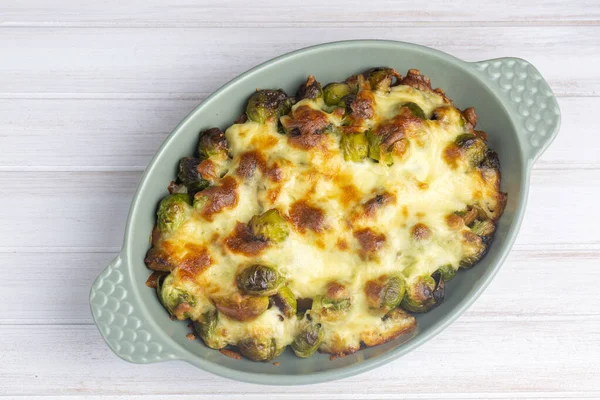 Brussels Sprouts Baked Cheese Gratin —  Fotos de Stock