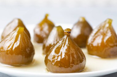 Yeşil taze incir reçeli, Türk tatlısı. (Türkçe isim; incir receli)