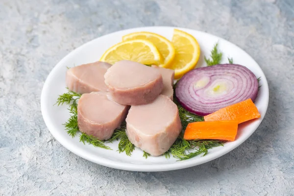 Türk mezeleri zeytinyağlı Tunny Balığı (Türkçe: Lakerda))