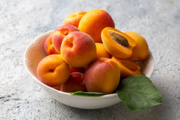 Fresh Apricot Fruit Wooden Background — Stock Photo, Image
