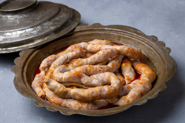 Traditional Delicious Turkish Cuisine Middle Eastern Dish Stuffed Sheep Intestines — 图库照片