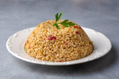 Firik 'li Bulgur pilavı (Türkçe adı; firikli bulgur pilavi)