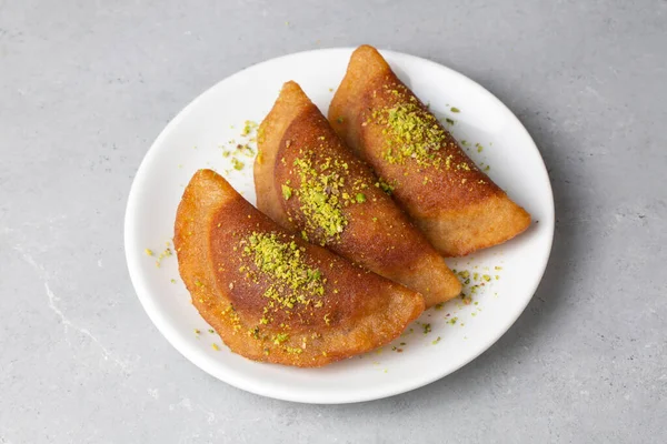 Традиційний Турецький Десерт Тас Кадаїф — стокове фото