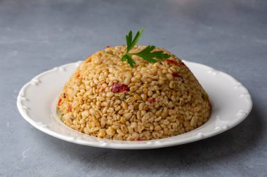 Firik 'li Bulgur pilavı (Türkçe adı; firikli bulgur pilavi)
