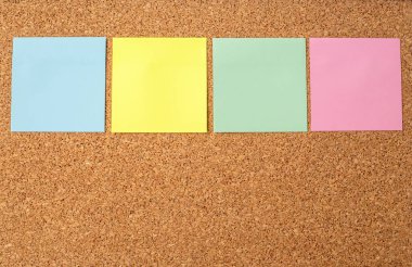 corkboard üzerine çeşitli Not kağıtları koleksiyonu