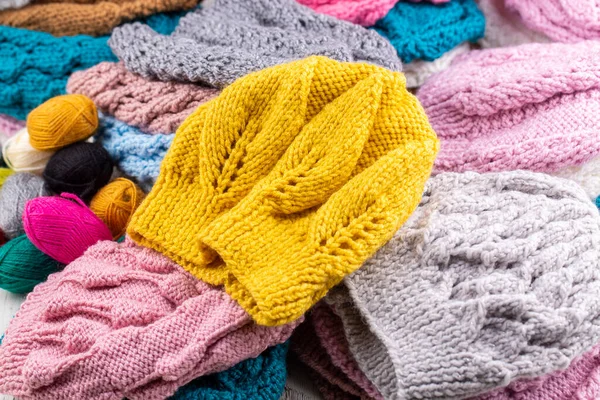 Colorful Handmade Knitting Wool Caps — Stockfoto