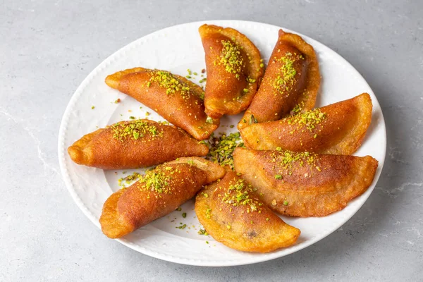 Традиційний Турецький Десерт Тас Кадаїф — стокове фото