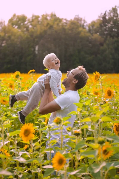 Happy Fatherhood Sunflower Field Son Father Glasses — Stock Fotó