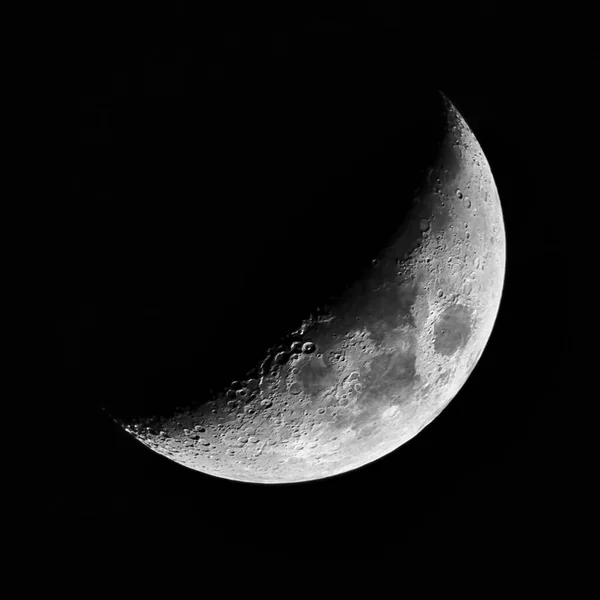 Рано Утром Весной Заходящая Луна — стоковое фото