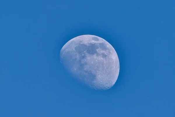 Lua Minguante Início Manhã Primavera — Fotografia de Stock