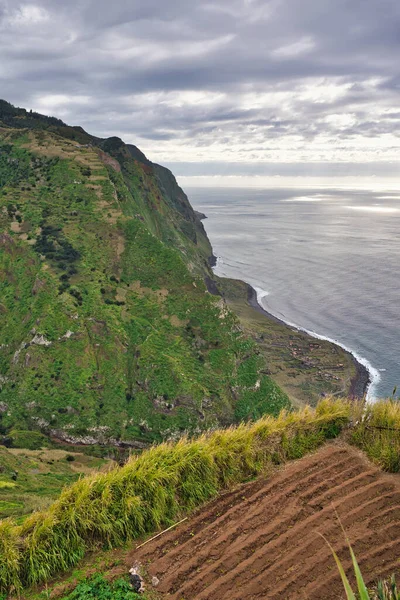 Panorámás Kilátás Achadas Cruzra Hatalmas Sziklákra Madeira Nyugati Partján Varázslatos — Stock Fotó
