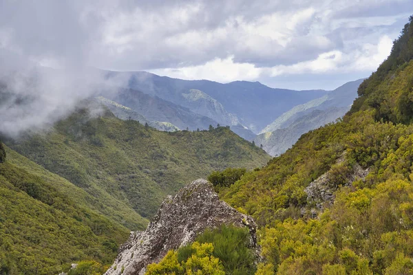 Madeira Szigetének Csodálatos Belseje Portugália Felhők — Stock Fotó