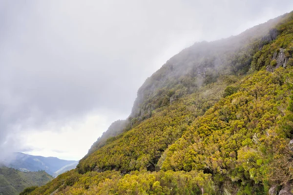 Nádherný Vnitrozemí Ostrova Madeira Portugalsko Mraky — Stock fotografie