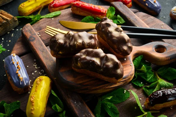 Eclair Con Chocolate Postre Dulces Vista Superior — Foto de Stock