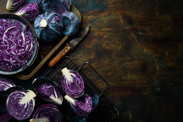 Vegetables Fresh Purple Cabbage Black Stone Retro Table Top View — Stock Photo, Image