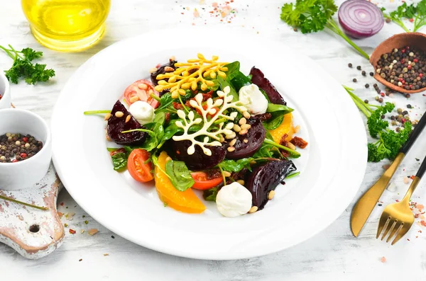 Ispanaklı Salata Pancar Sebze Soğuk Atıştırmalıklar Kırsal Biçim — Stok fotoğraf