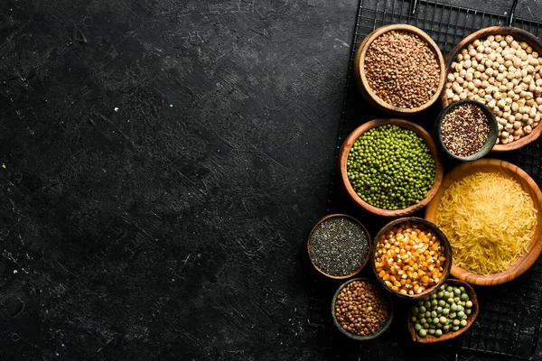 Legumes Set Consisting Different Types Beans Lentils Peas Rice Buckwheat — Stock Photo, Image