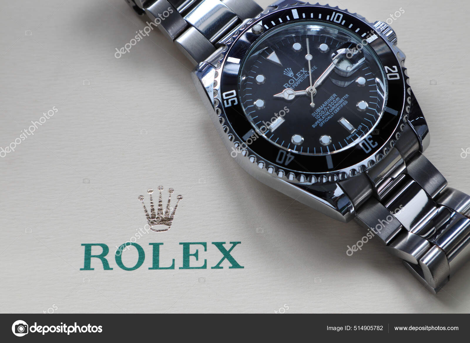 Rolex store fondo negro