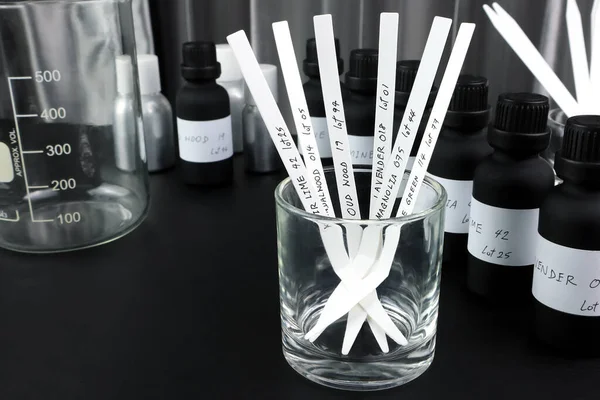 Organic Aromas The Essential Oil Blending Lab Kit