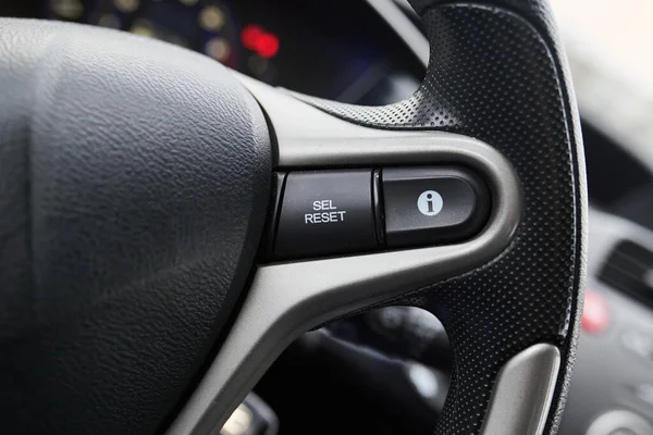 siyah honda civic 8 nesil iç ve direksiyon