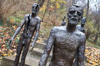 Komünizmin şehitleri için sanatsal ve soyut bir anıt