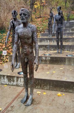 Komünizmin şehitleri için sanatsal ve soyut bir anıt