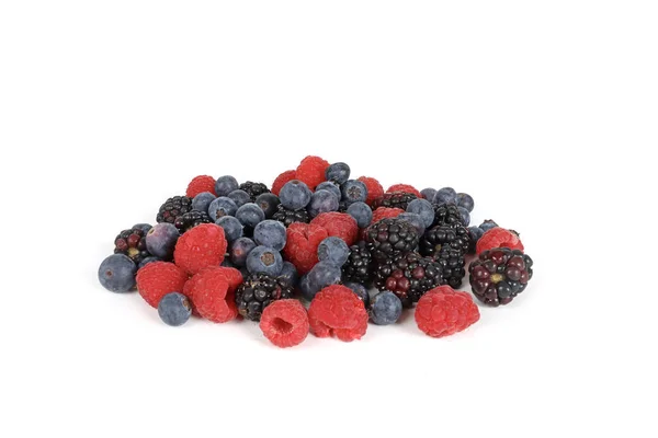 Fruits Rouges Bleuets Framboises Mûres Sur Fond Blanc — Photo